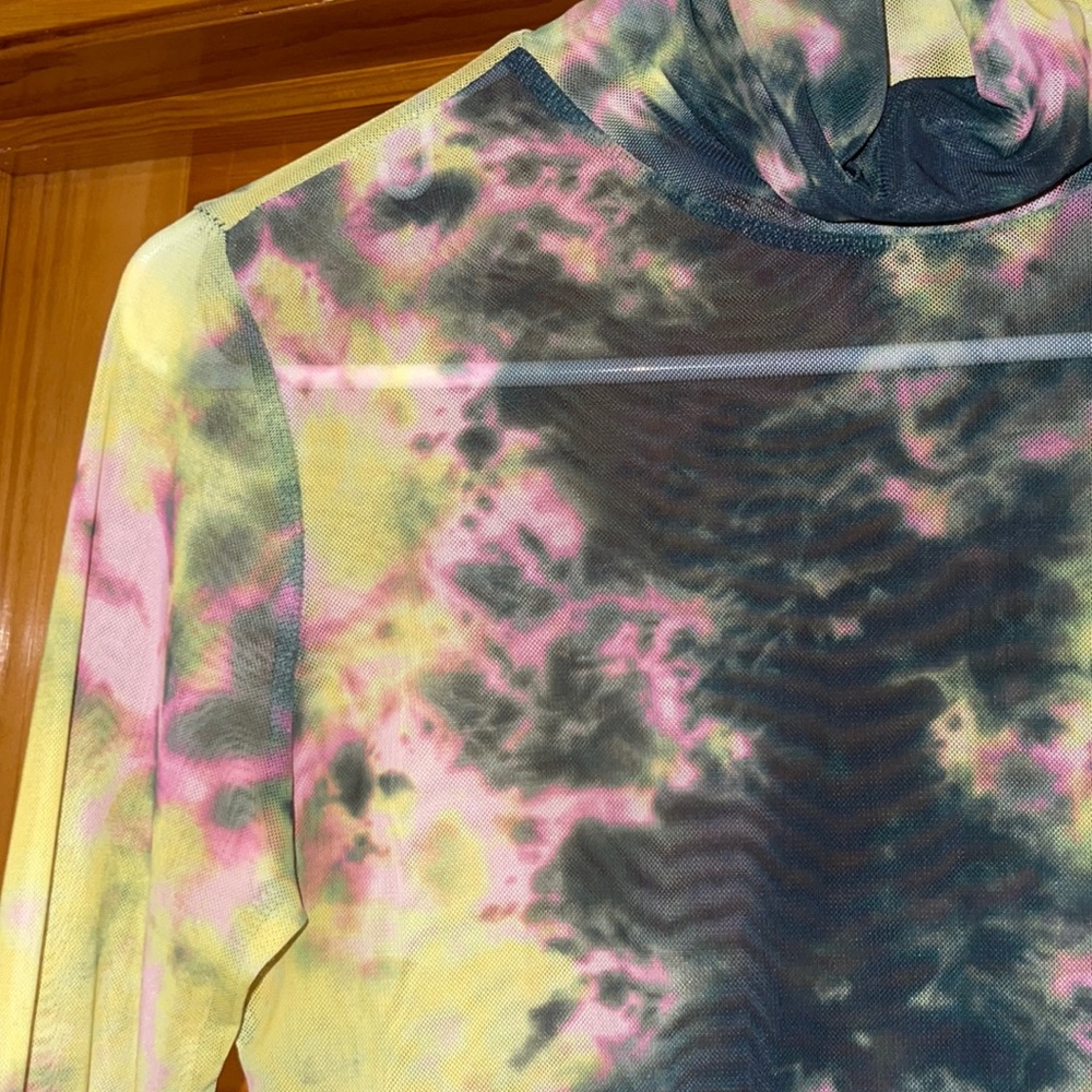 AFRM MESH TOP - Picture 2 of 3